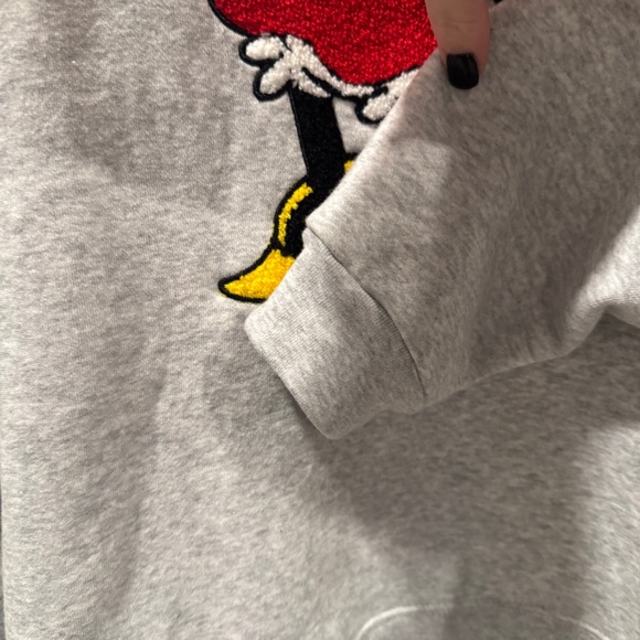 NWT Gray Minnie Mouse Sweatshirt - Picture 8 of 8